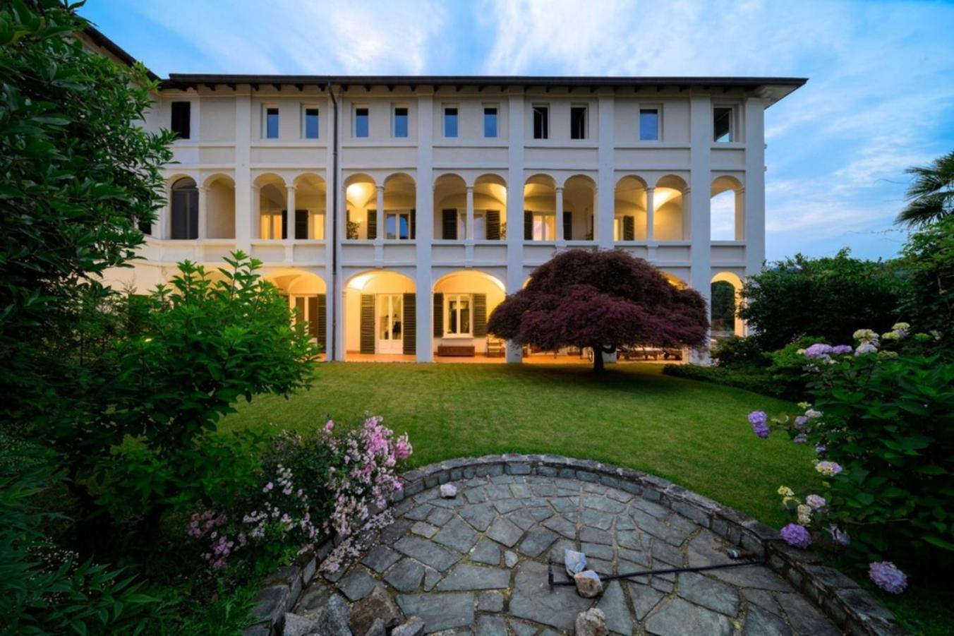 Villa Agnona Camere Borgosesia Bagian luar foto